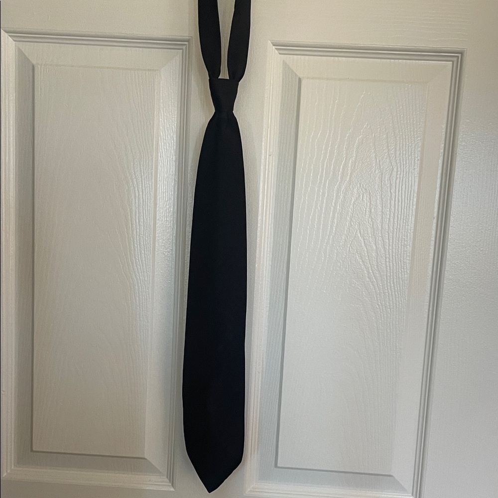 DKNY Classic Black Necktie